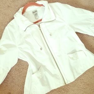 NWOT white Chico’s white raincoat